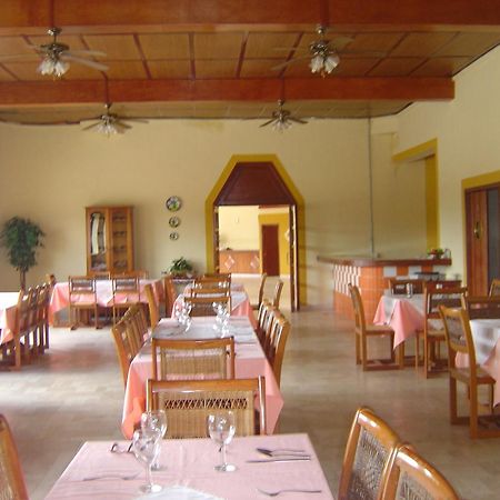 Hotel Debliz Xpujil Esterno foto