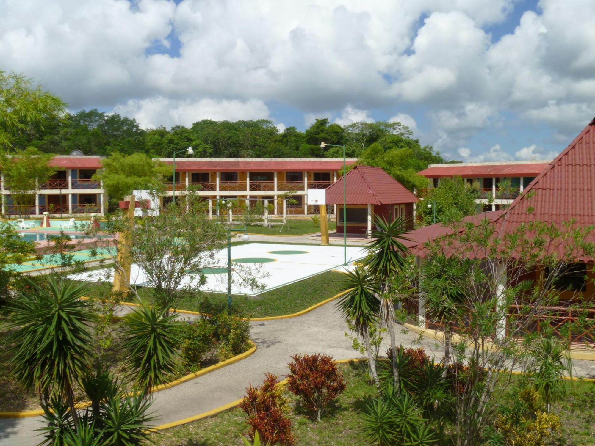 Hotel Debliz Xpujil Esterno foto