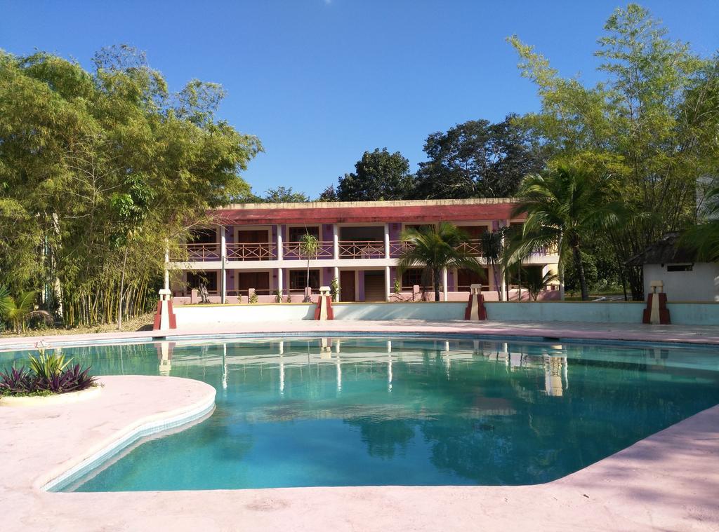 Hotel Debliz Xpujil Esterno foto