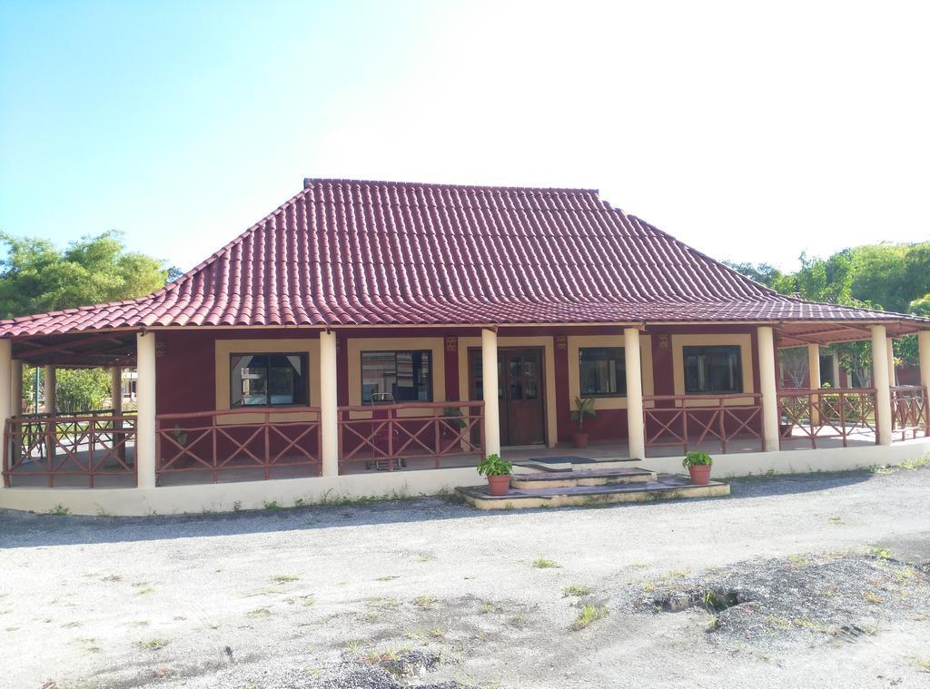 Hotel Debliz Xpujil Esterno foto