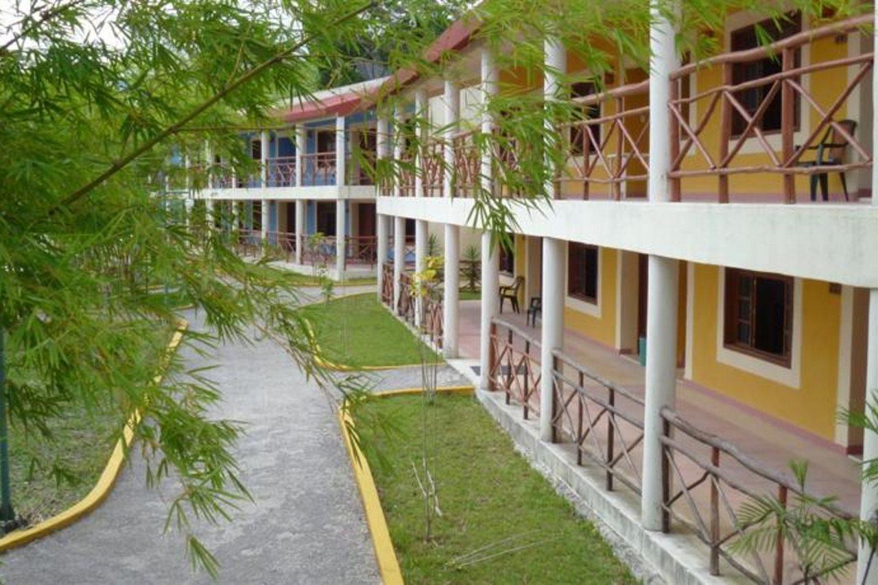 Hotel Debliz Xpujil Esterno foto