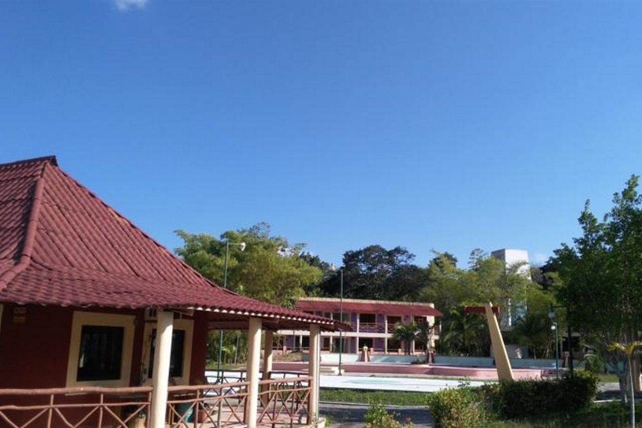 Hotel Debliz Xpujil Esterno foto