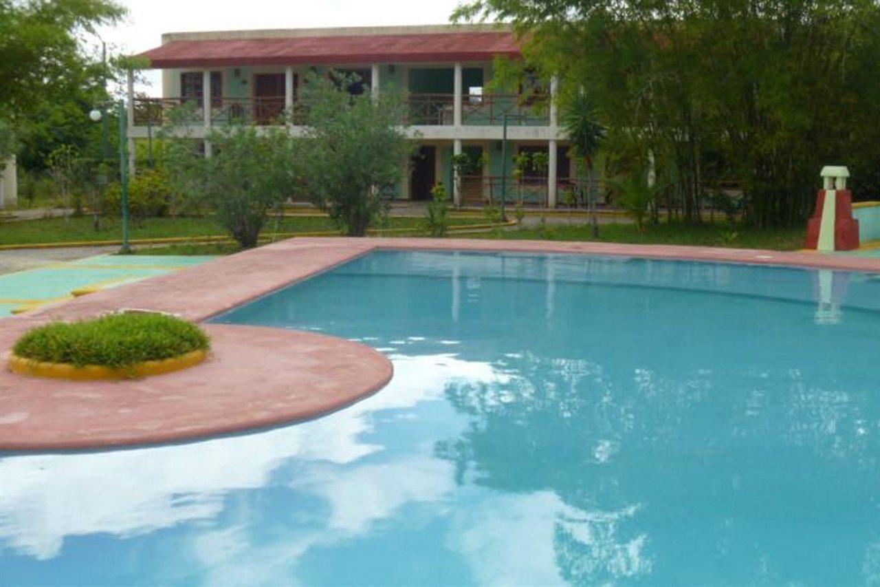 Hotel Debliz Xpujil Esterno foto