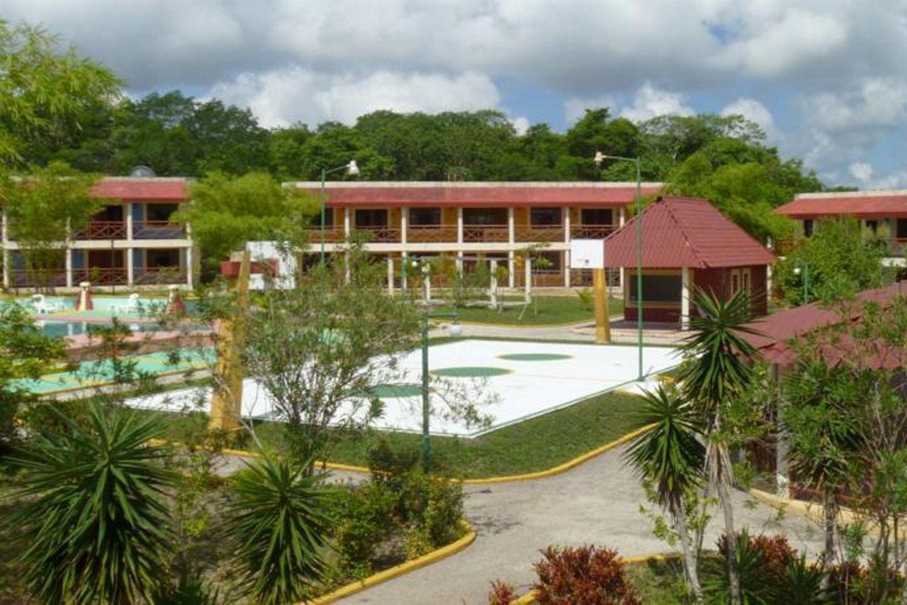 Hotel Debliz Xpujil Esterno foto