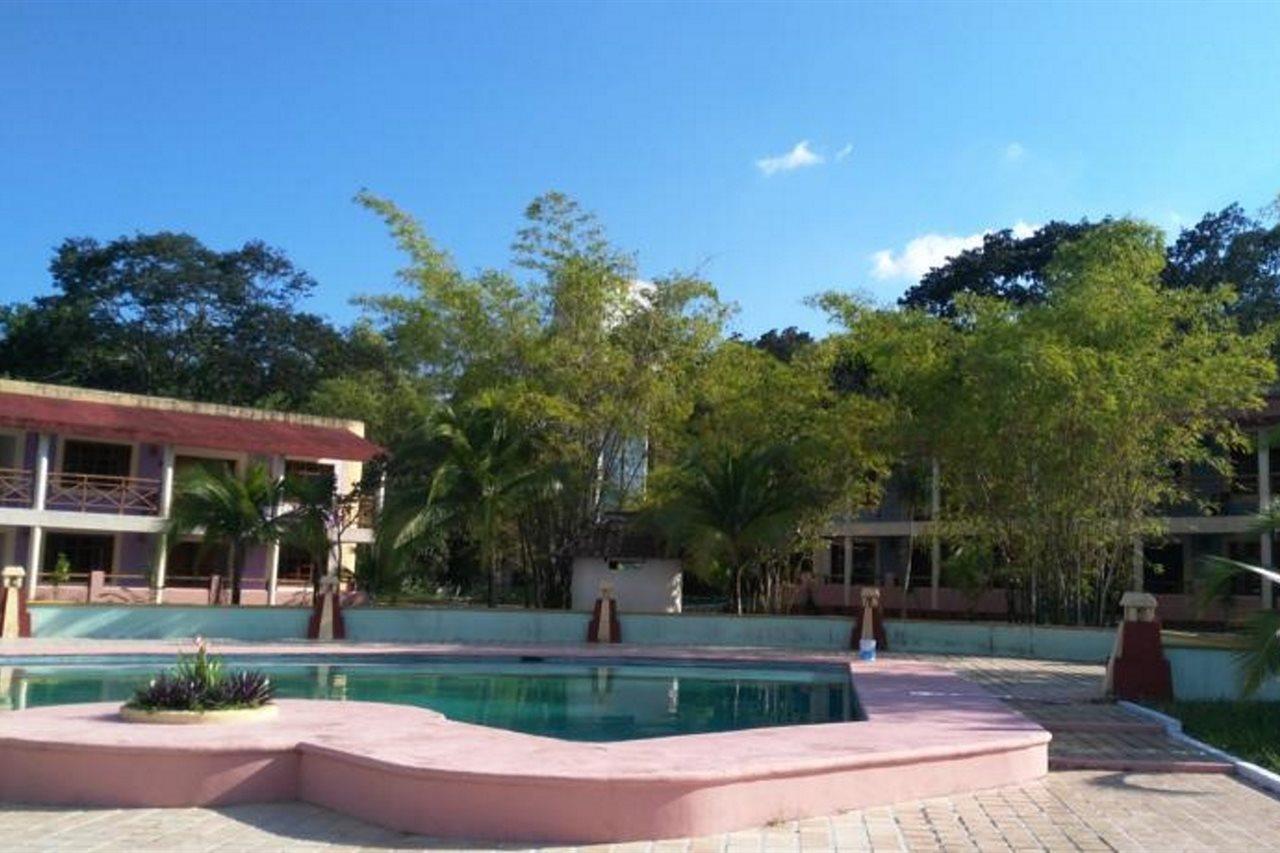 Hotel Debliz Xpujil Esterno foto